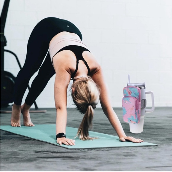 Flamingo🦩Pattern Water Bottle Pouch Bag/Armband - Picture 7 of 10